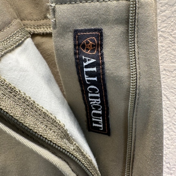 Ariat All Circuit Breeches Women's 36L  Tan Horse riding pants barn equestrian - Picture 4 of 16